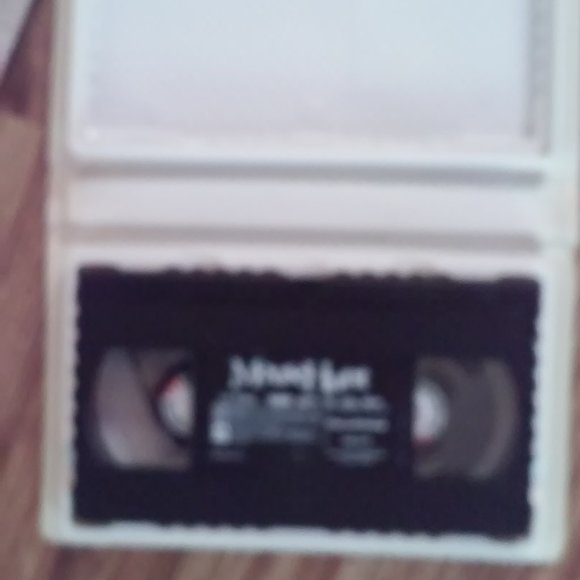 Collectable Movie Mouse Hunt VHS Perfect Condition in Hard Plastic Cover Perfect - Picture 4 of 5